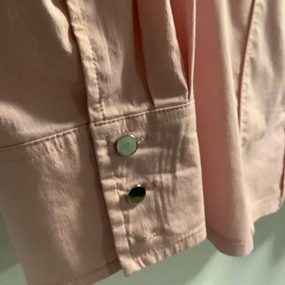 48. Plus size 1X Penningtons Size 20 Tailored pink Blouse - Picture 3 of 7